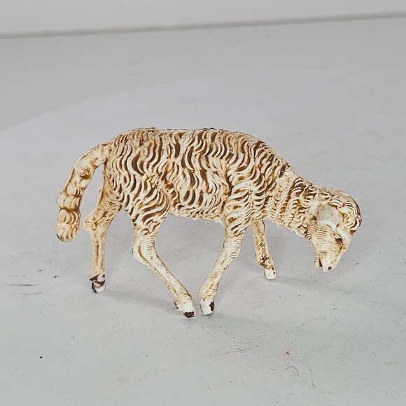 Vintage Fontanini Italy Sheep Lamb Figurine Grazing Plastic - Picture 8 of 8